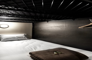 the pod sydney capsule hotel room